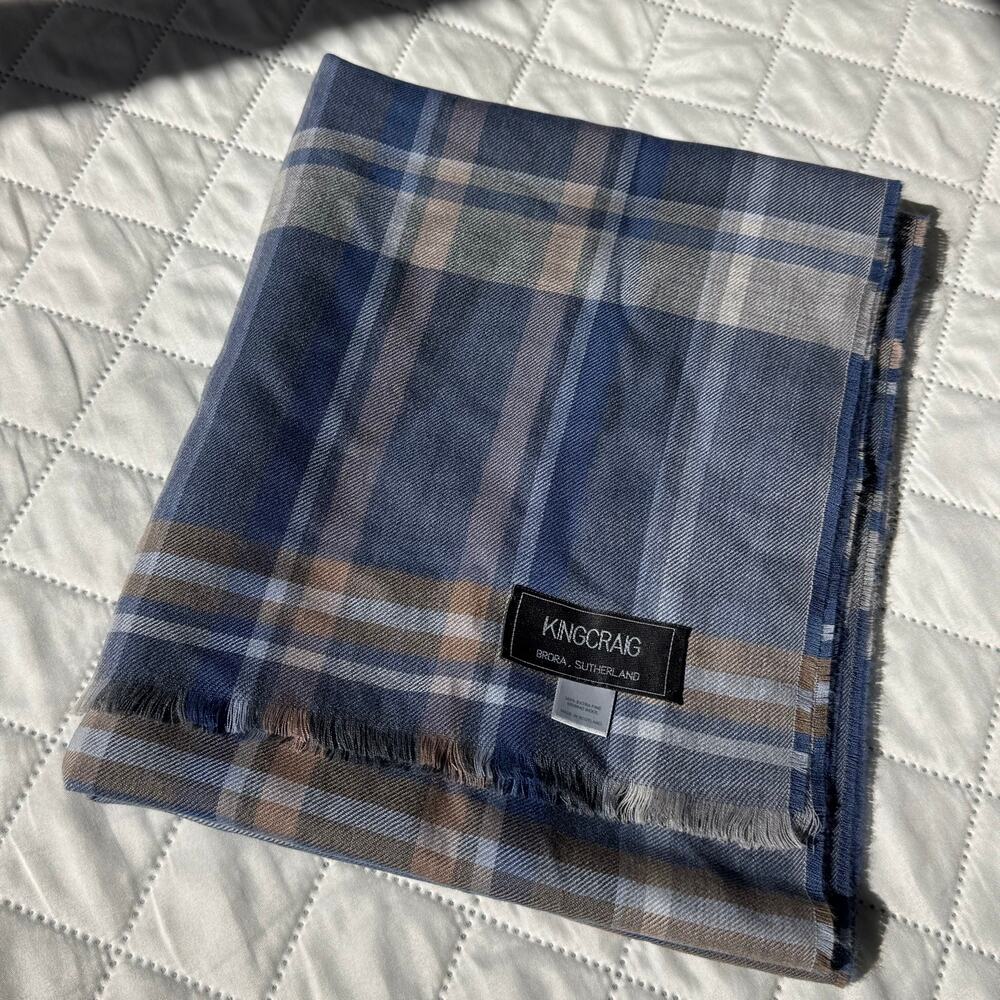 Kingcraig Scotland Extra Fine Merino Wool Plaid Scarf Blue Beige Unisex 71x20